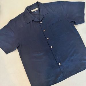 Tommy Bahama Black Tribal Print 100% Silk Button Up Shirt B4/19